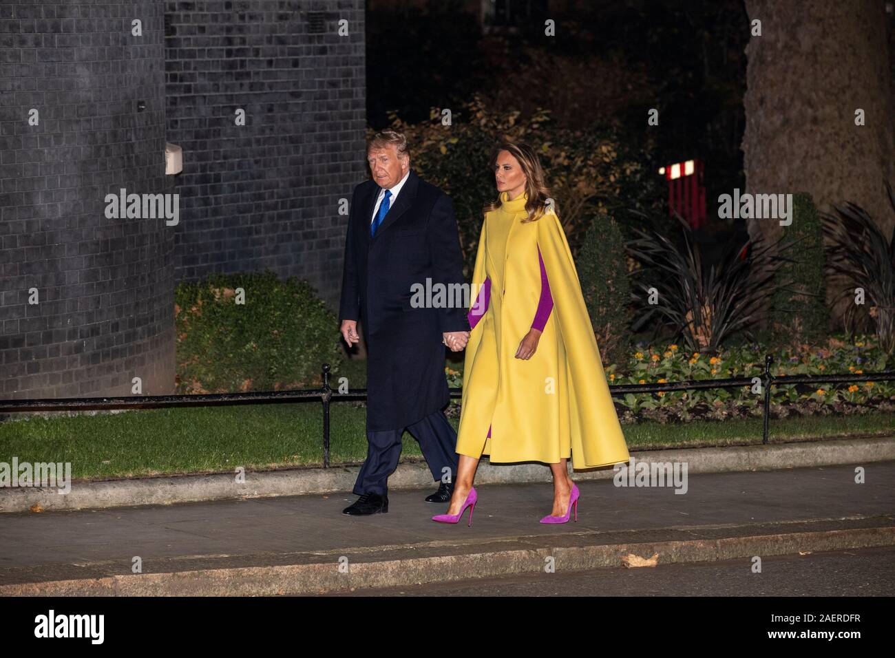 US-Präsident Donald Trump und First Lady Melania Trump besuch Nr. 10 Downing Street für ein Apéro vor dem 70. Jahrestag der NATO-Gipfel. Großbritannien Stockfoto