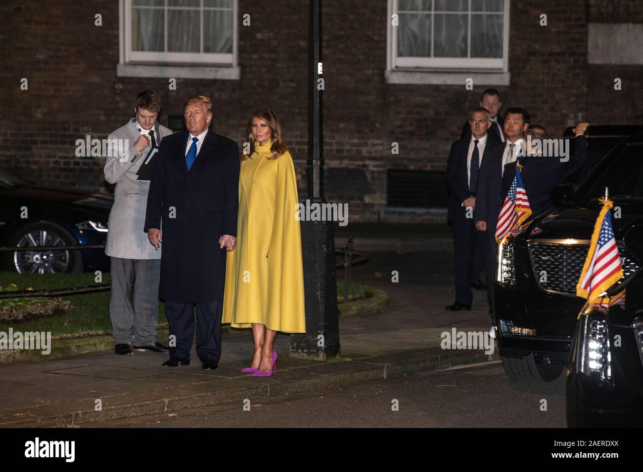 US-Präsident Donald Trump und First Lady Melania Trump besuch Nr. 10 Downing Street für ein Apéro vor dem 70. Jahrestag der NATO-Gipfel. Großbritannien Stockfoto