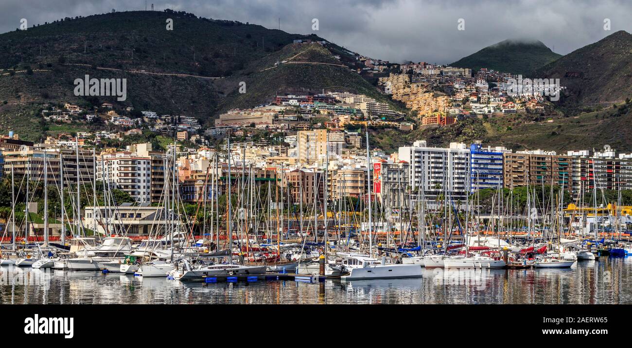 Santa Cruz, Teneriffa, Kanaren, eine spanische Insel, Spanien, vor der Küste von North West Afrika. Stockfoto