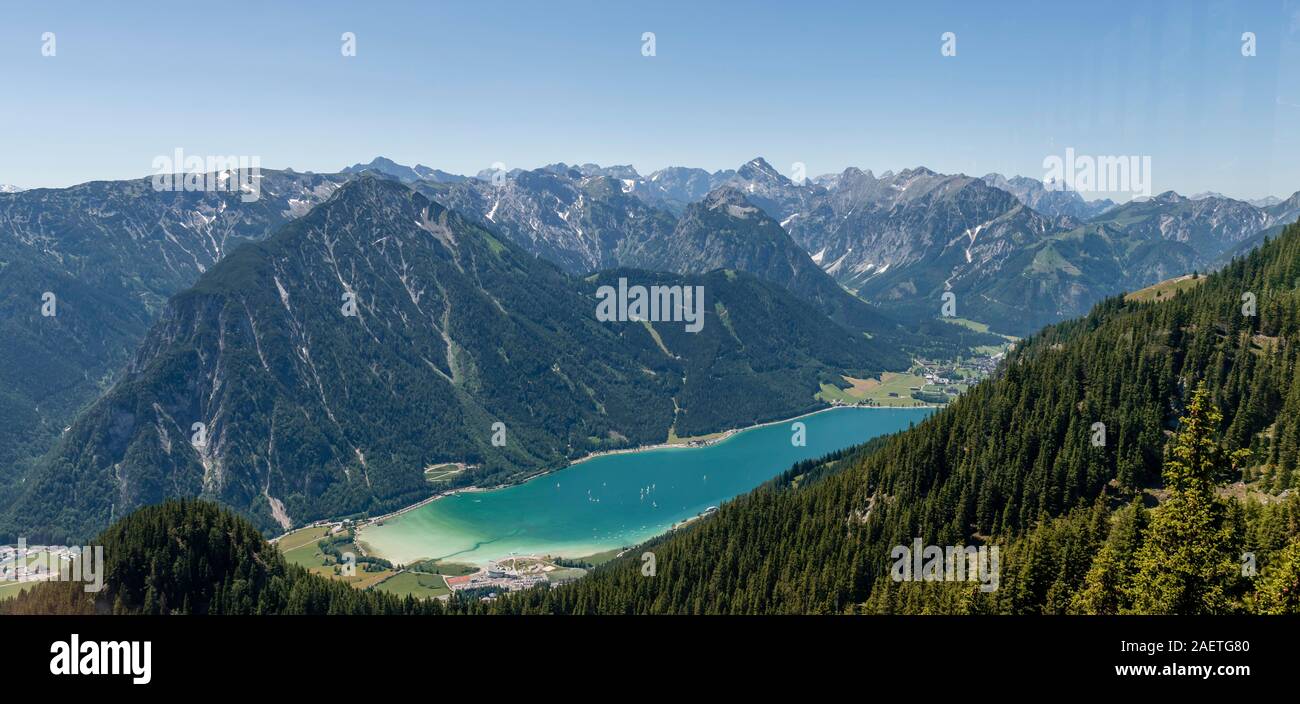 Blick auf den Achensee, Seebergspitze und Seekarspitze, aus der Rofanbahn, Tirol, Österreich Stockfoto