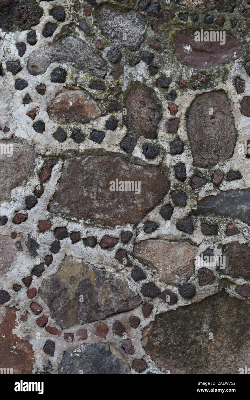 Detail der Mexica Steinmetzkunst gefunden im gesamten Teotihuacán archäologische Stätte. Stockfoto