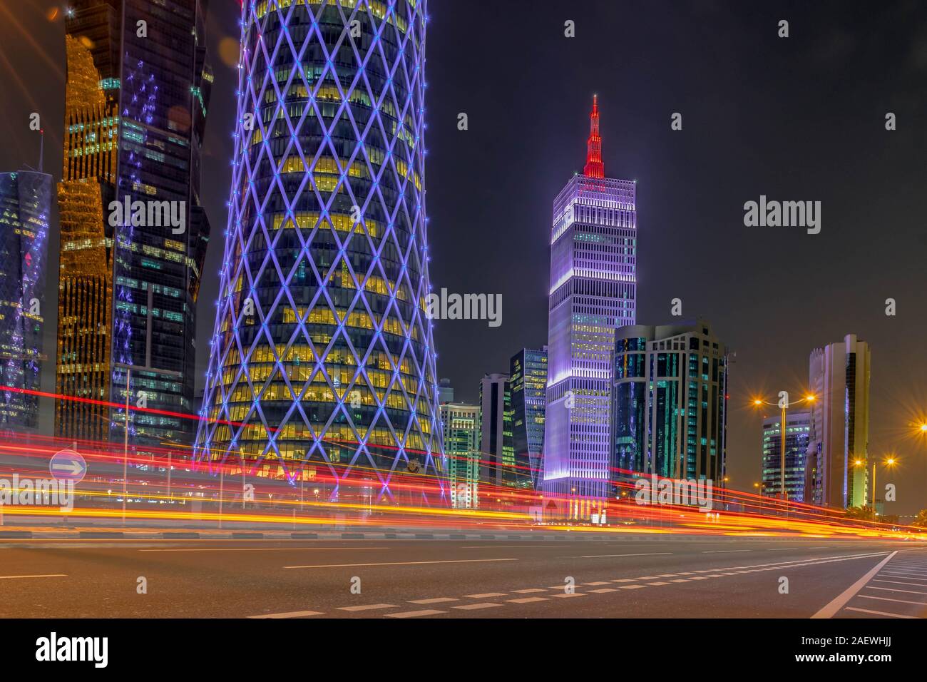 Doha Skyline bei Nacht Stockfoto