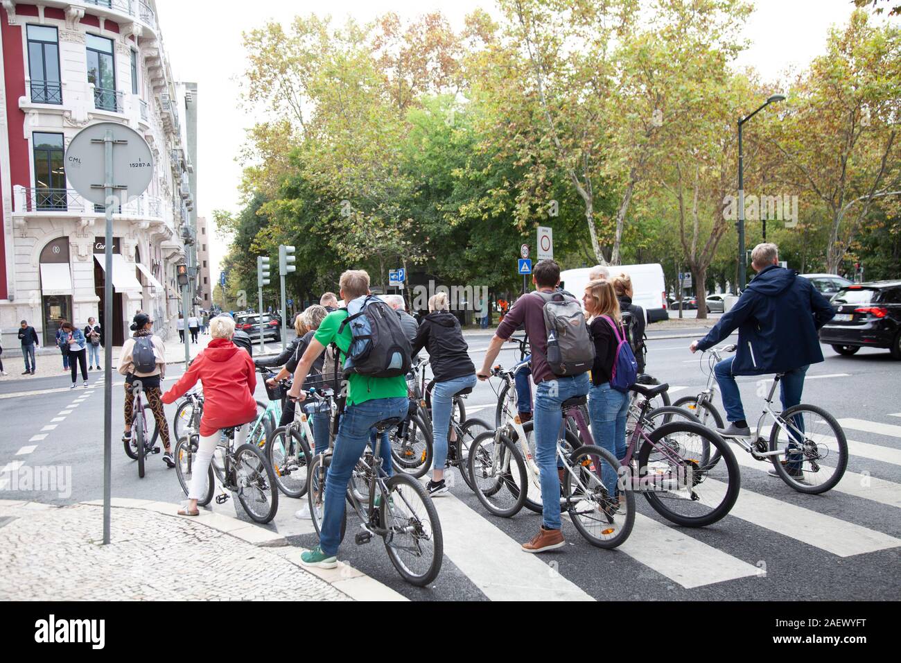 Radfahrer auf der Avenida Liberdade in Lissabon, Portugal Stockfoto