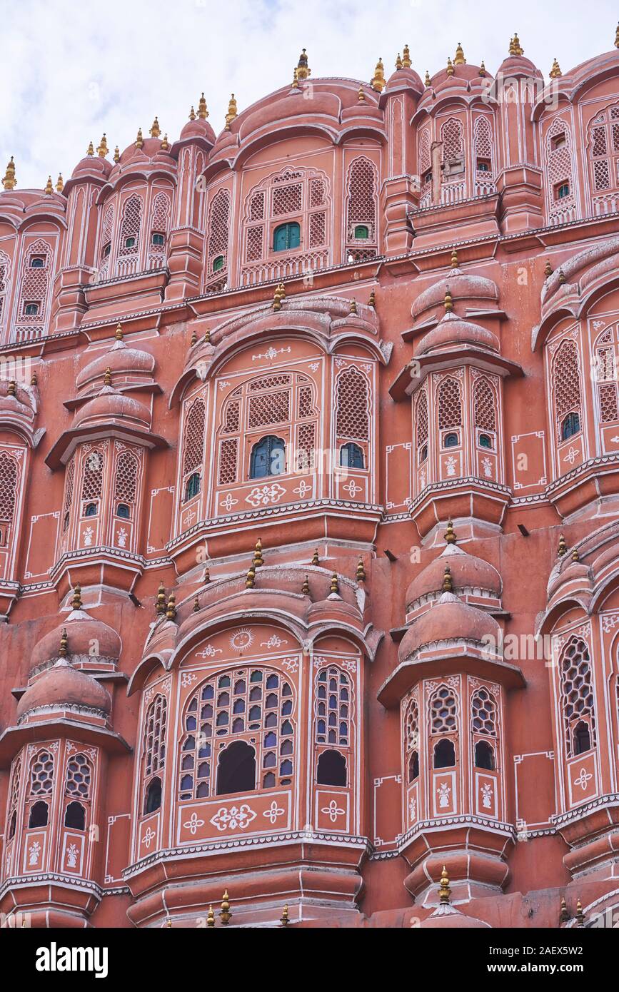 Eine Nahaufnahme von Hawa Mahal Palast in Jaipur Stockfoto