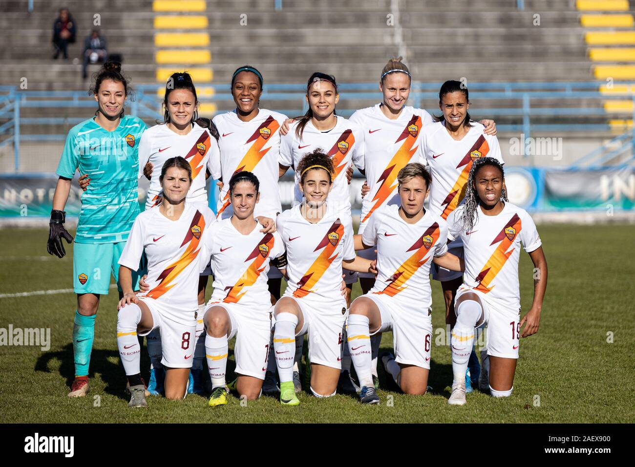 Roma frauen -Fotos und -Bildmaterial in hoher Auflösung – Alamy