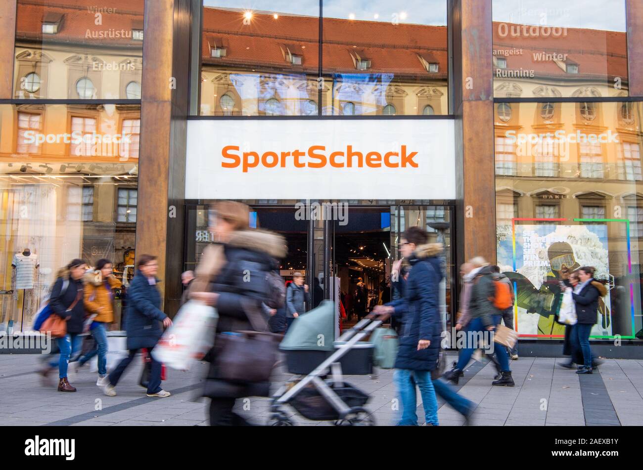 Sport Scheck Stockfotos und -bilder Kaufen - Alamy