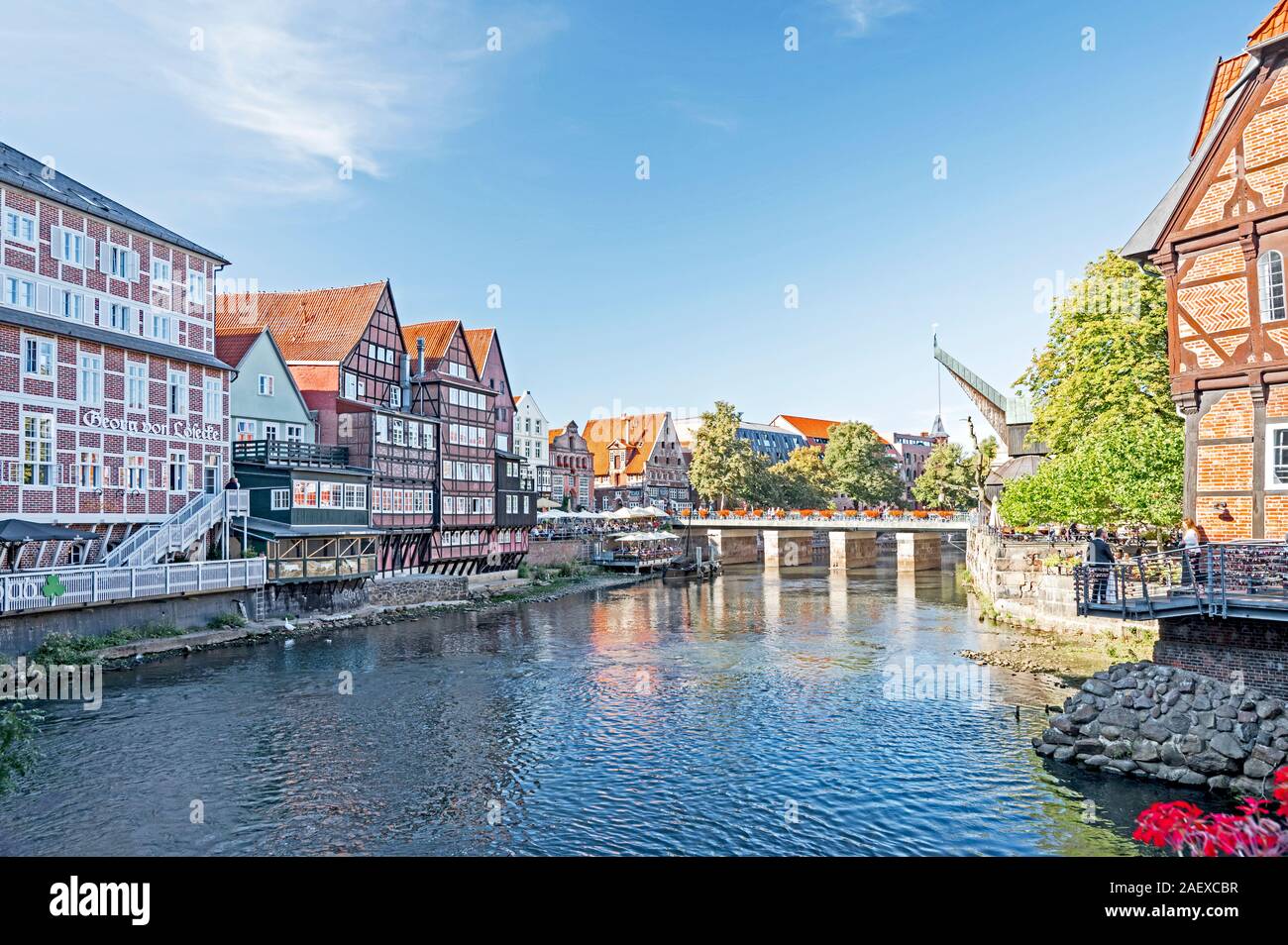 Lüneburg (Deutschland, Niedersachsen): Am Fluss Ilmenau, Lüneburg bin Wasserviertel Stockfoto