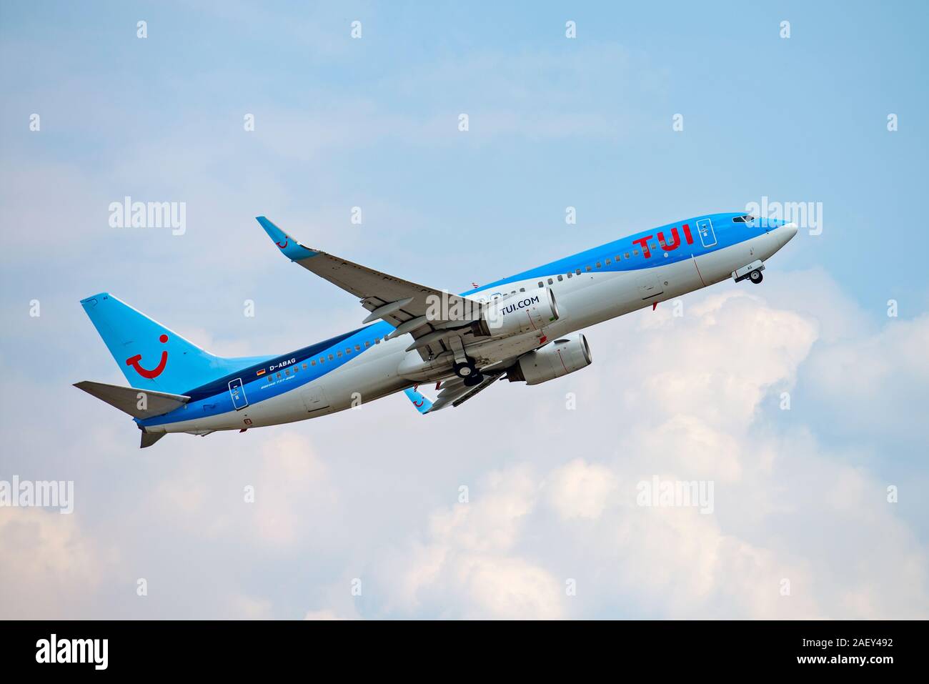Frankfurt, Hessen / Deutschland - 23.07.2019 TUIfly Flugzeugen (Boeing 737-800-D-ABAG) vom Flughafen Frankfurt Stockfoto