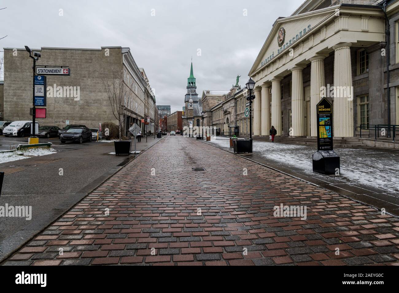 Montreal, 28. November 2019 - ein Foto in der Altstadt von Montreal getroffen vor Marche Bonsecours. Stockfoto