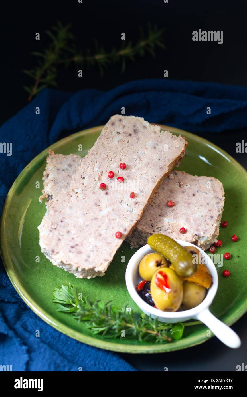 Schinken terrine Fotos und Bildmaterial in hoher Auflösung Alamy