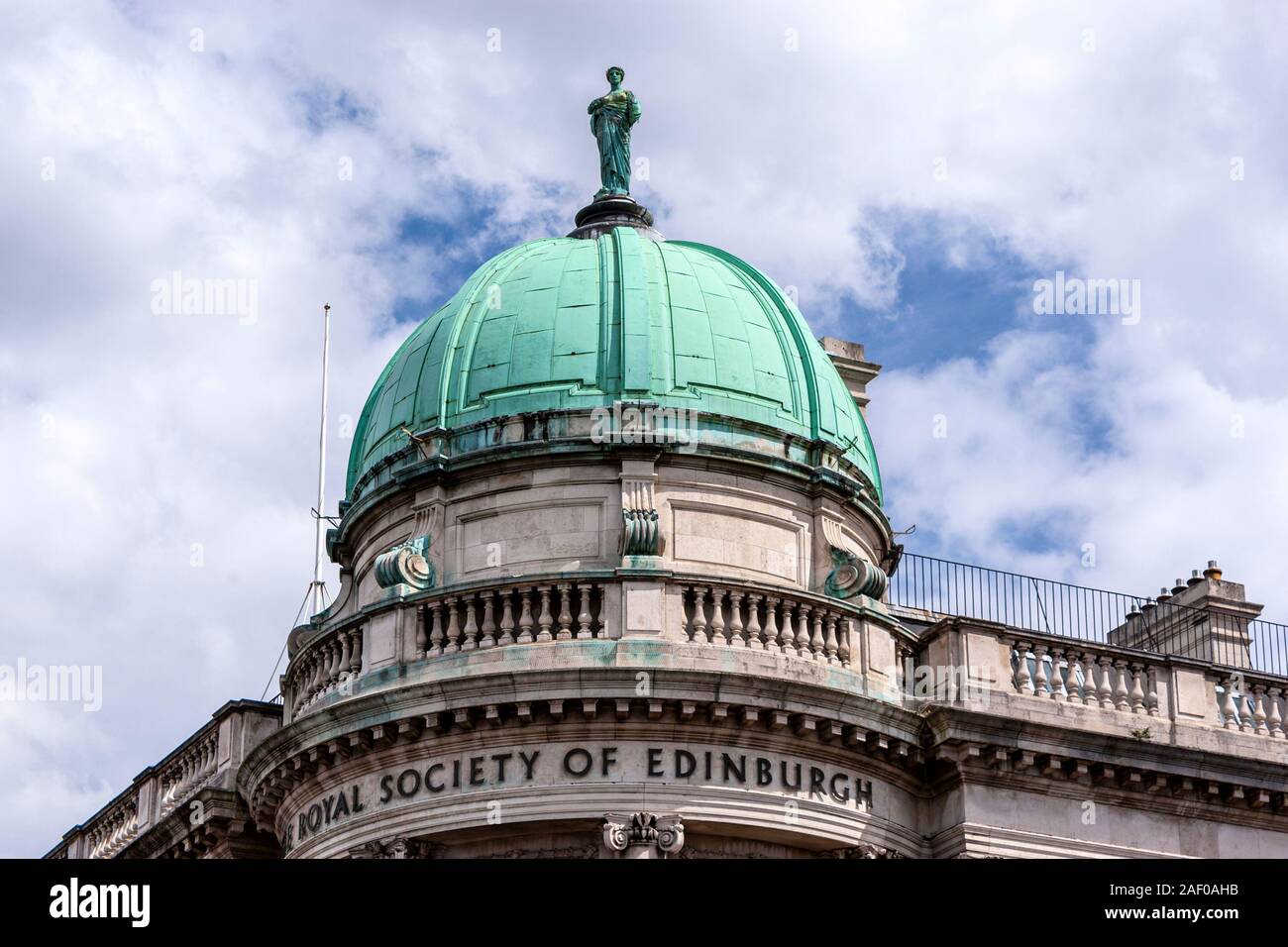 Dome, mit Bild oben, der königlichen Gesellschaft von Edinburgh in Edinburgh, Schottland, Großbritannien Stockfoto