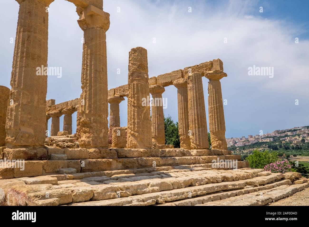 Tempel der Juno oder Hera Lacinia ist ein griechischer Tempel erbaut ca. 450 v. Chr. in der Valle dei Templi in Agrigento in Sizilien Stockfoto