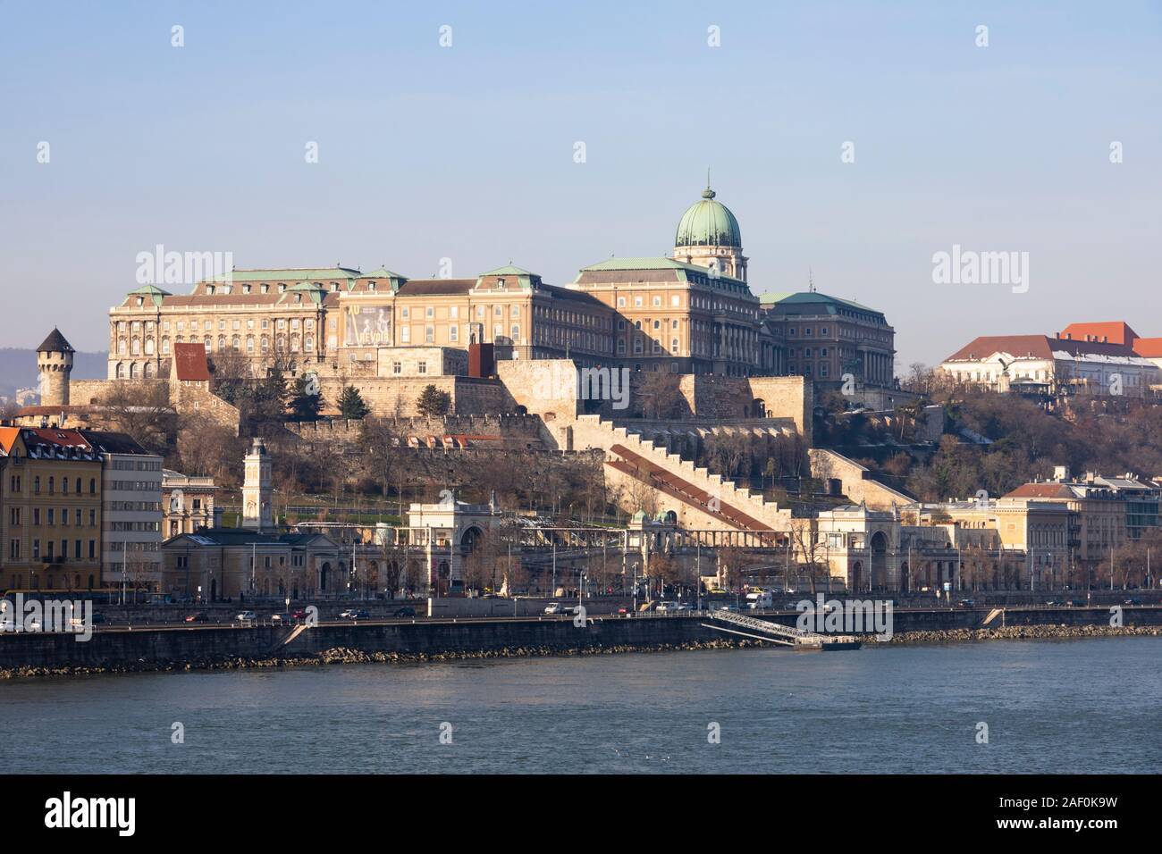 Buda Castle Royal Palace auf Castle Hill, Buda, Winter in Budapest, Ungarn. Dezember 2019 Stockfoto