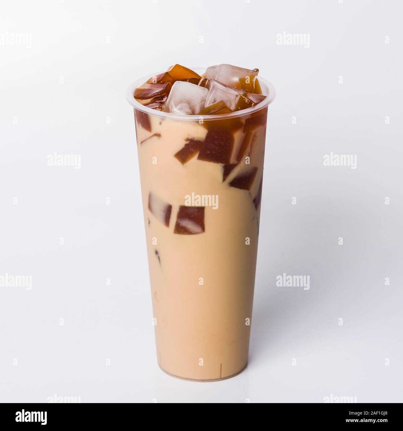 Dunkle Jelly Iced Milch Kaffee Stockfoto