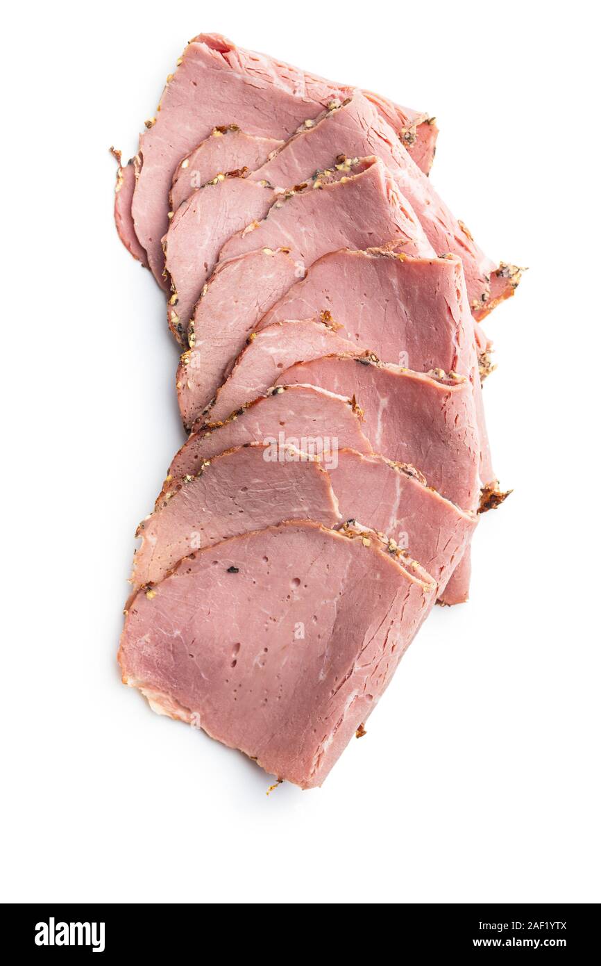 Roastbeef in Scheiben geschnitten. Lecker frisches Fleisch isoliert auf weißem backgrund. Stockfoto