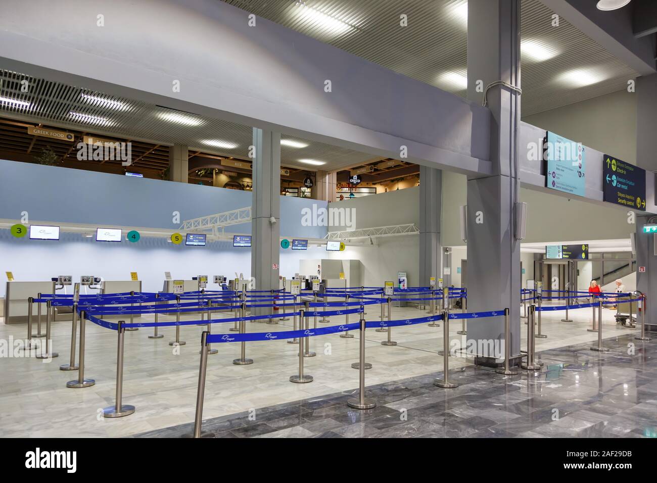 Skiathos, Griechenland - August 2, 2019: Terminal des Flughafen Skiathos (Jsi) in Griechenland. | Verwendung weltweit Stockfoto