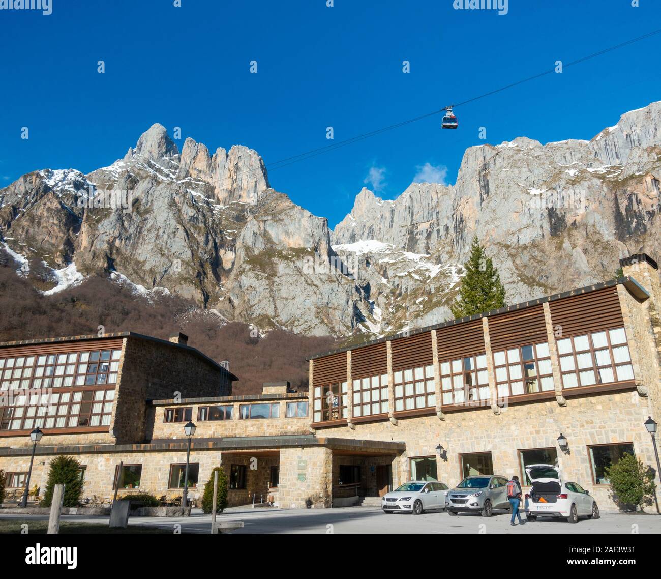 Teleferico, Seilbahn oben Parador Hotel Fuente De in Picos de Europa Nationalpark, Kantabrien, Spanien. Stockfoto