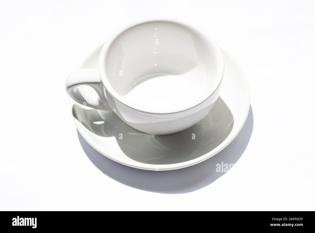 Kaffeetasse isoliert auf weißem Hintergrund Stockfoto