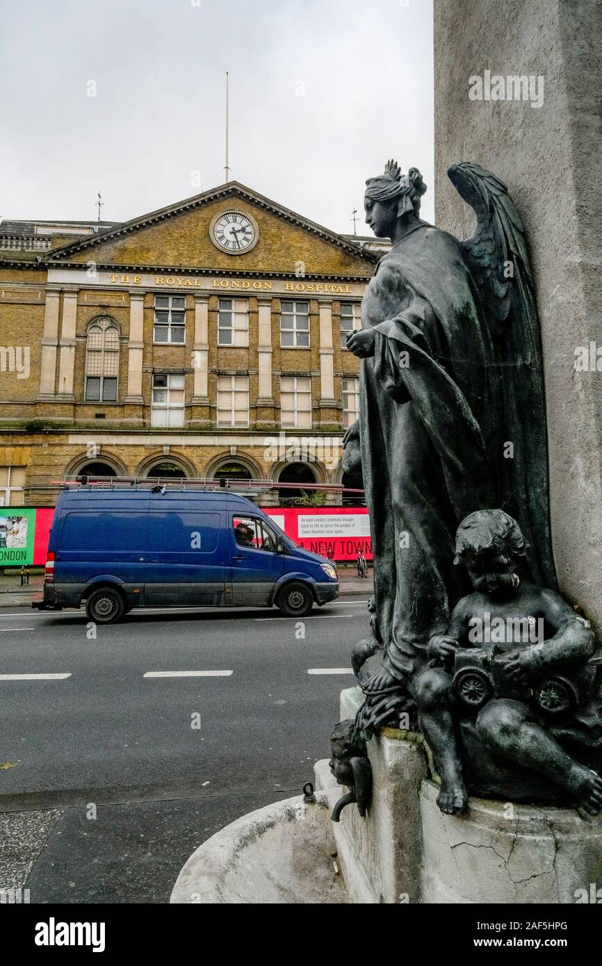 König Edward VII. jüdische Gedenkstätte Trinkbrunnen, in der Nähe von Royal London Hospital Renovierung, Whitechapel, London, England, Großbritannien Stockfoto