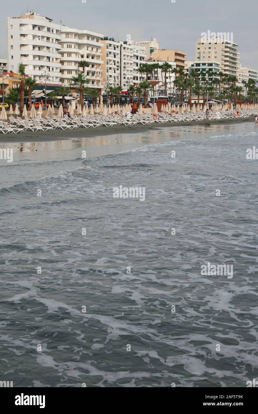 Resort am Meer. Larnaca, Zypern Stockfoto