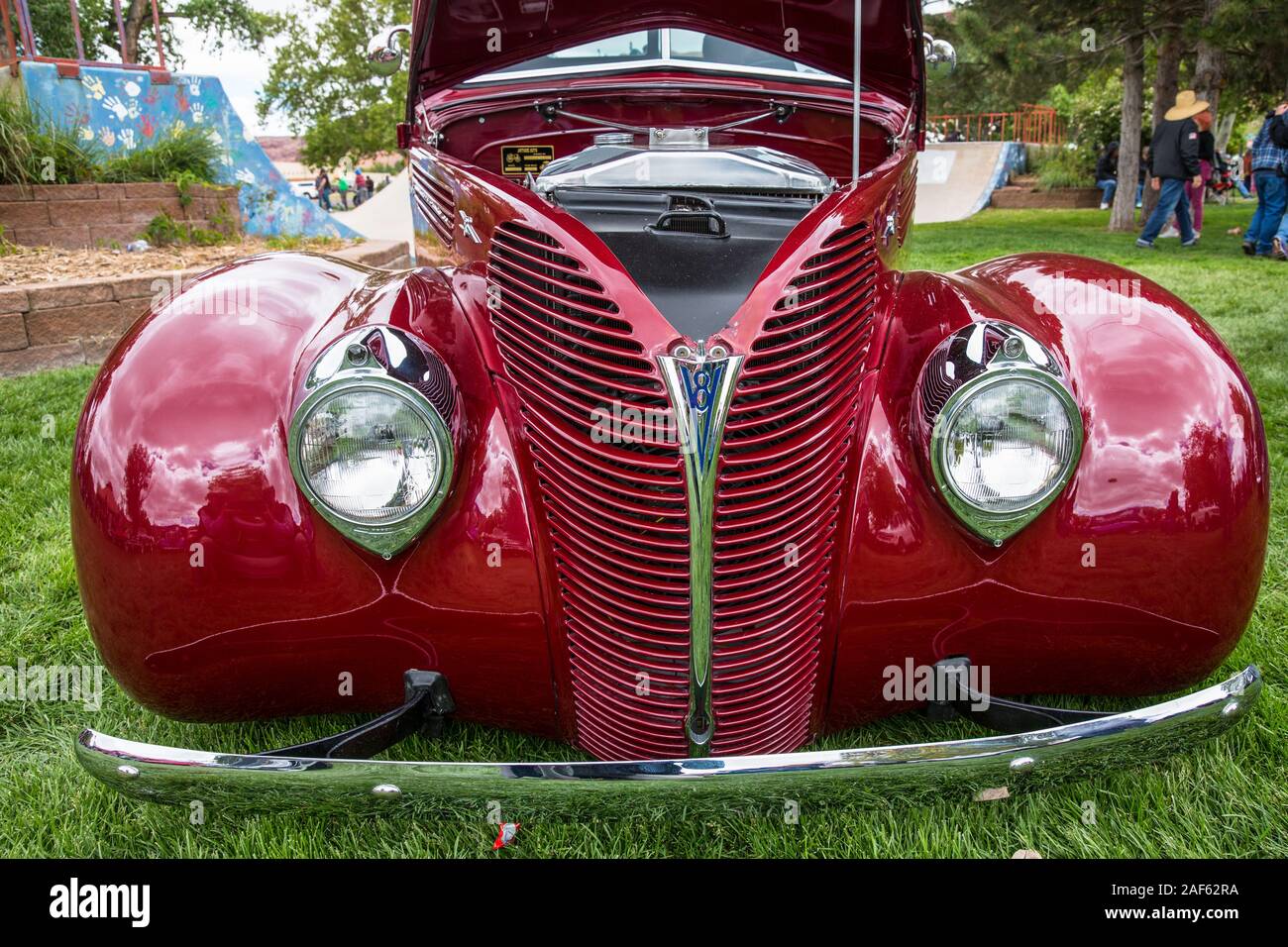 Ein restauriertes und modifizierte 1938 Ford Coupe in der Moabiter April Aktion Auto Show in Moab, Utah. Stockfoto