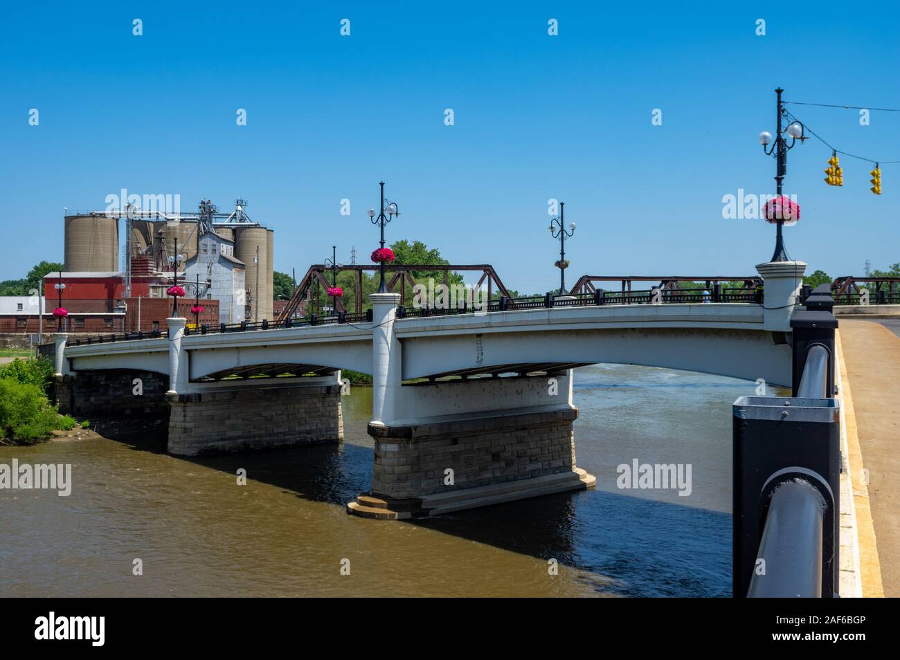 Die Y-förmige Brücke in Zanesville, Ohio. Stockfoto