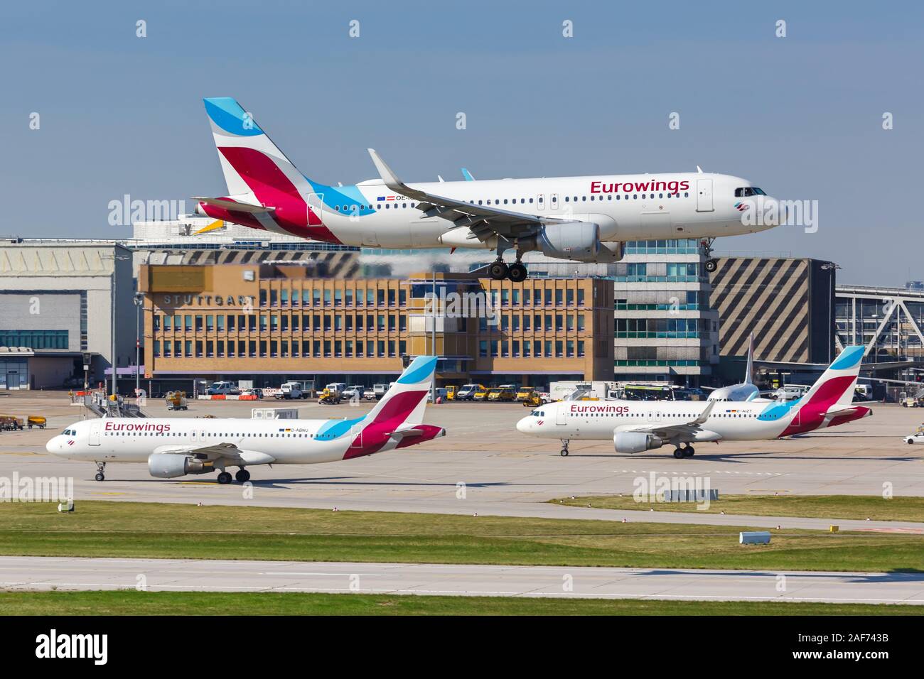 Stuttgart, Deutschland - 15. September 2019: Eurowings Airbus A320-Flugzeuge am Flughafen Stuttgart (STR) in Deutschland. | Verwendung weltweit Stockfoto