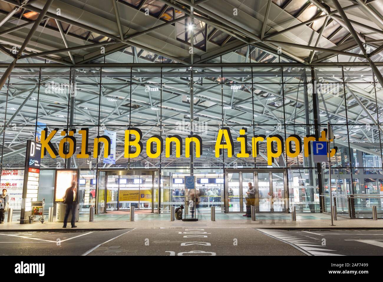 Köln, Deutschland - 2 November, 2019: Terminal 2 am Flughafen Köln/Bonn (CGN) in Deutschland. | Verwendung weltweit Stockfoto