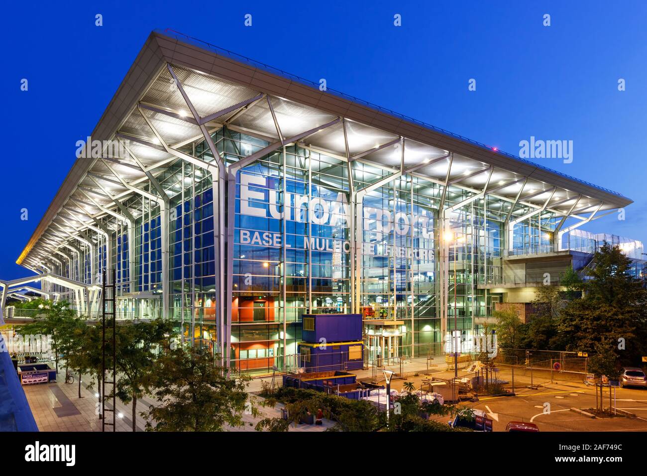 Mulhouse, Frankreich - 31. August 2019: Terminal von Basel Mulhouse Airport (EAP) in Frankreich. | Verwendung weltweit Stockfoto