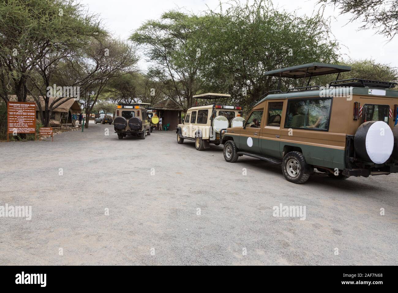 Tansania. Fahrzeuge Futter bis Tarangire Nationalpark zu gelangen. Stockfoto
