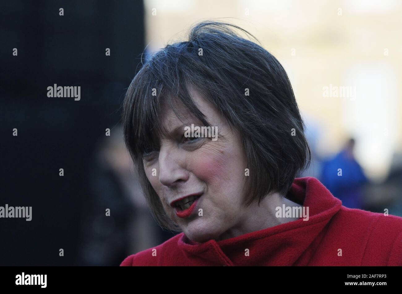 London, UK, 13 Lothringen Frances O'Grady der Generalsekretär des britischen Trades Union Congress, die erste Frau, die Stellung zu halten. Dezember 2019 Politiker auf College Green gegenüber den Häusern des Parlaments zu treffen, um die Medien auf die Wahl zu nehmen. Credit: Johnny Armstead/Alamy leben Nachrichten Stockfoto