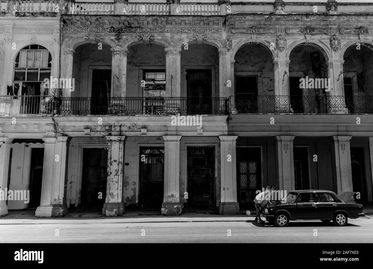 Ein gebrochener cassic Auto in Havanna (Kuba) Stockfoto