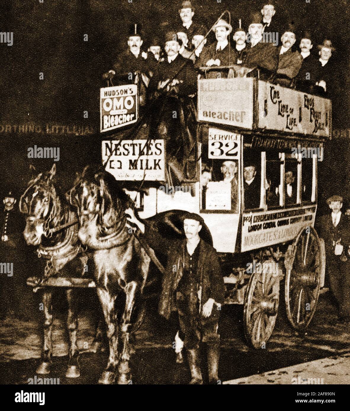25. Oktober 1911 - Die letzte London General Omnibus Company (LGOC) Pferd Bus (L.G.O. Co.s) Pferd Busfahrt vom Bahnhof London Bridge bis Moorgate Street, obwohl die letzten in Central London im März 1912 lief und die zuletzt in London zu laufen lief im August 1914 Stockfoto