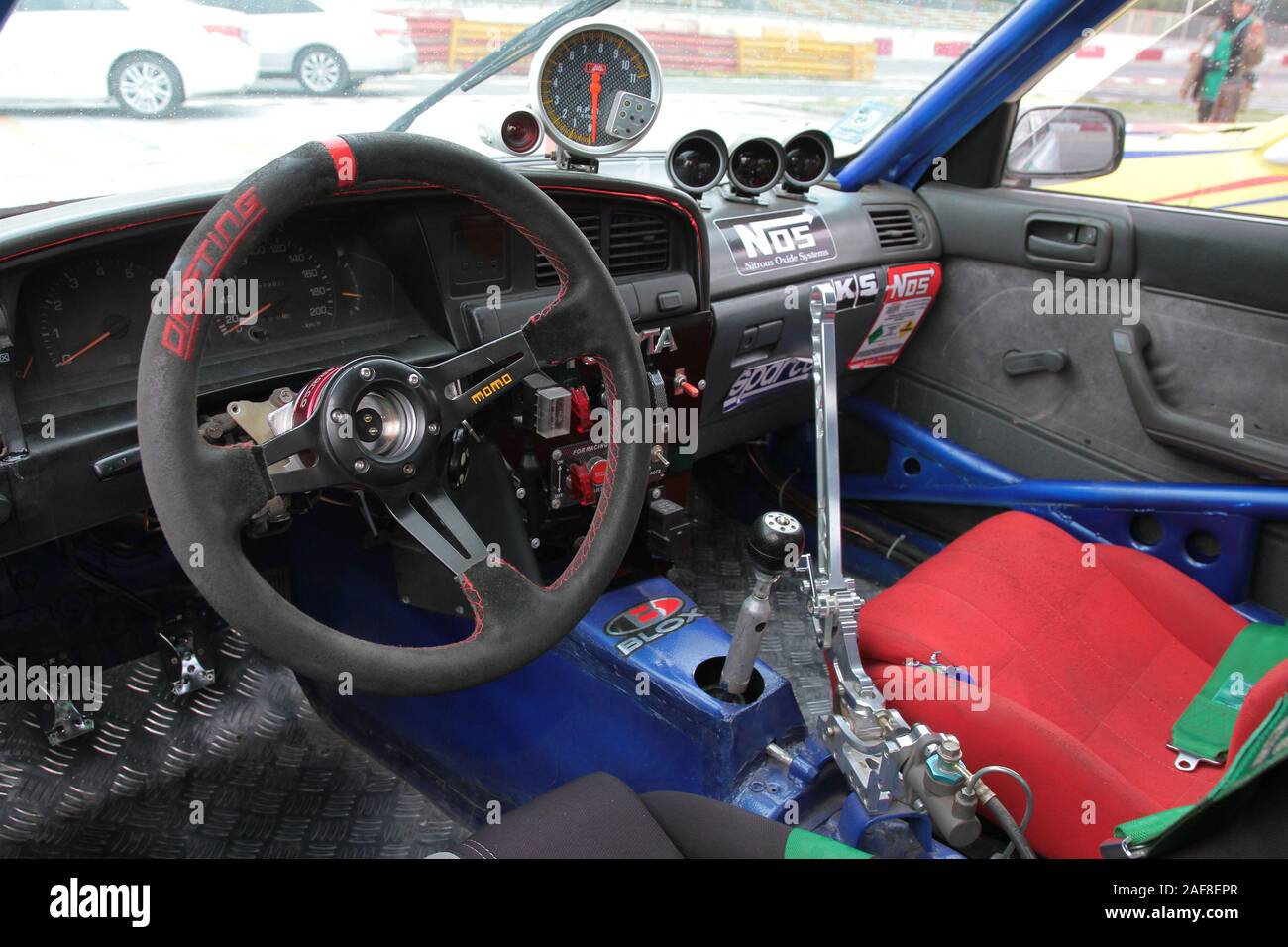 Teheran, Iran. 13 Dez, 2019. Drift Meisterschaft war mit 10 Mannschaften aus 10 Staaten der Iran im Azadi Sport in Teheran Komplex statt. (Foto von Mazyar Asadi/Pacific Press) Quelle: Pacific Press Agency/Alamy leben Nachrichten Stockfoto