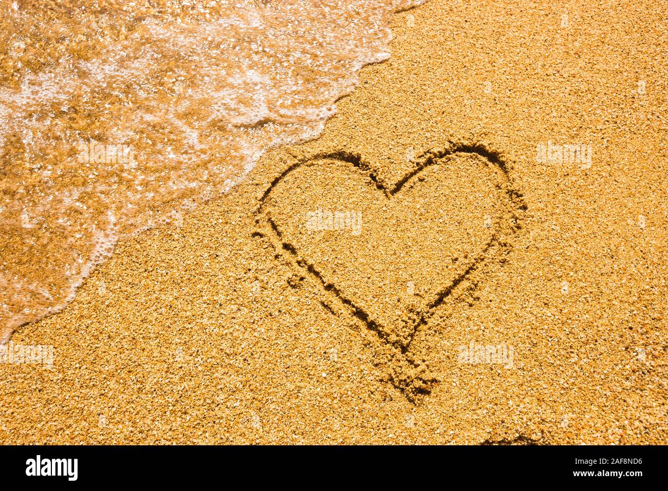 Herz Im Sand Am Strand Gezeichnet Stockfotos Und Bilder Kaufen Alamy