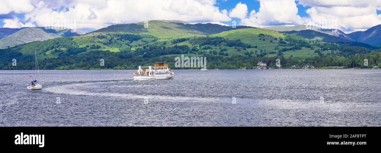 Fahrt mit der Fähre in Windermere Bowness-on-Windermere, Lake District, Großbritannien Stockfoto