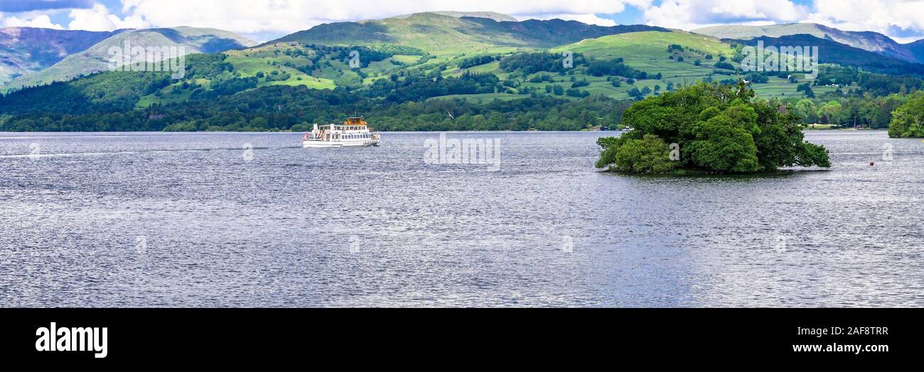 Fahrt mit der Fähre in Windermere Bowness-on-Windermere, Lake District, Großbritannien Stockfoto