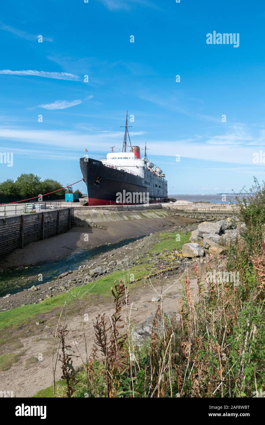 Llanerchy y Mor Dock mit dem Herzog von Lancaster Schiff in der Nähe von Mostyn Holywell auf dem Fluss Dee Estuary North East Wales Küste Stockfoto