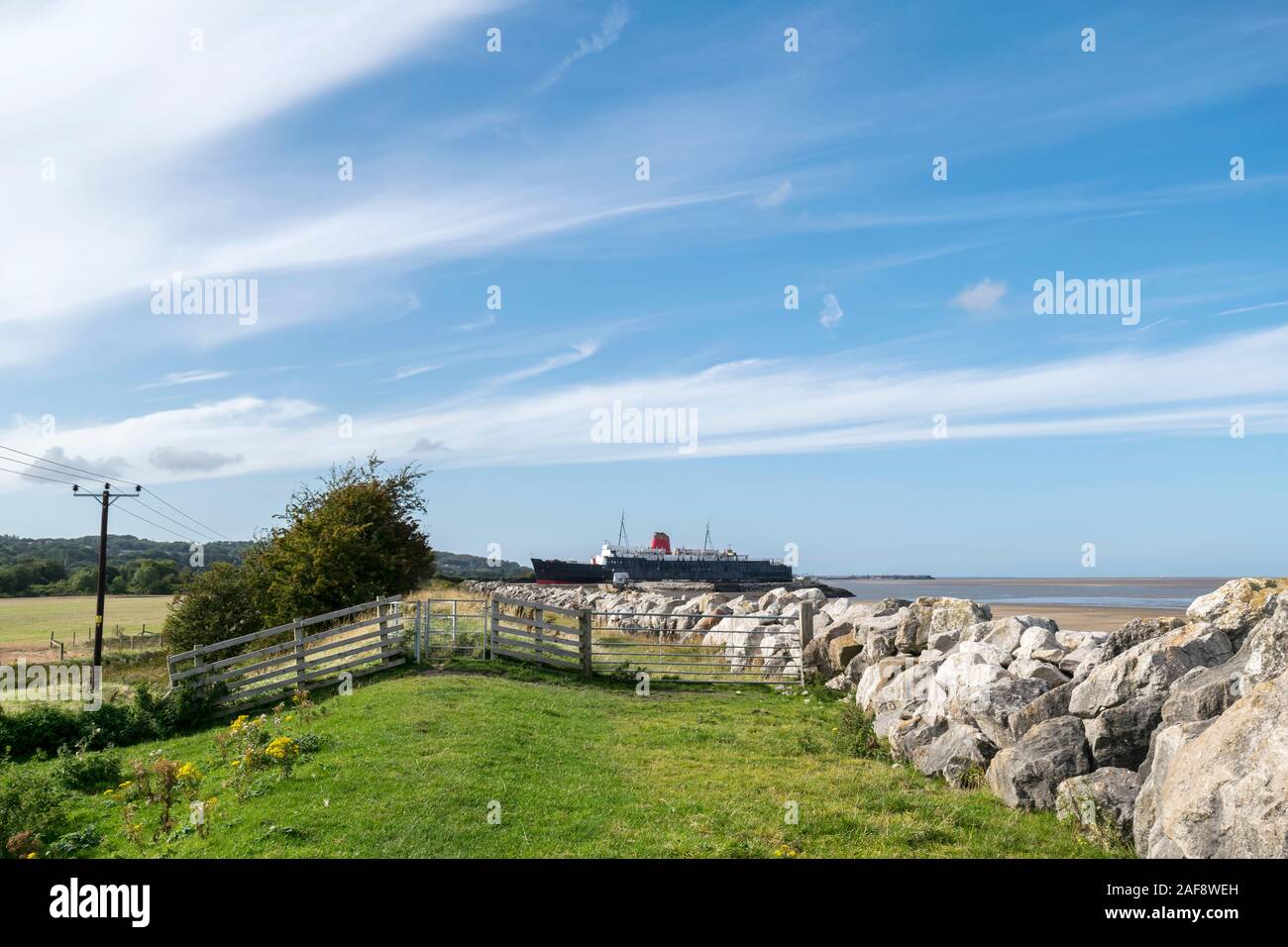 Llanerchy y Mor Dock mit dem Herzog von Lancaster Schiff in der Nähe von Mostyn Holywell auf dem Fluss Dee Estuary North East Wales Küste Stockfoto