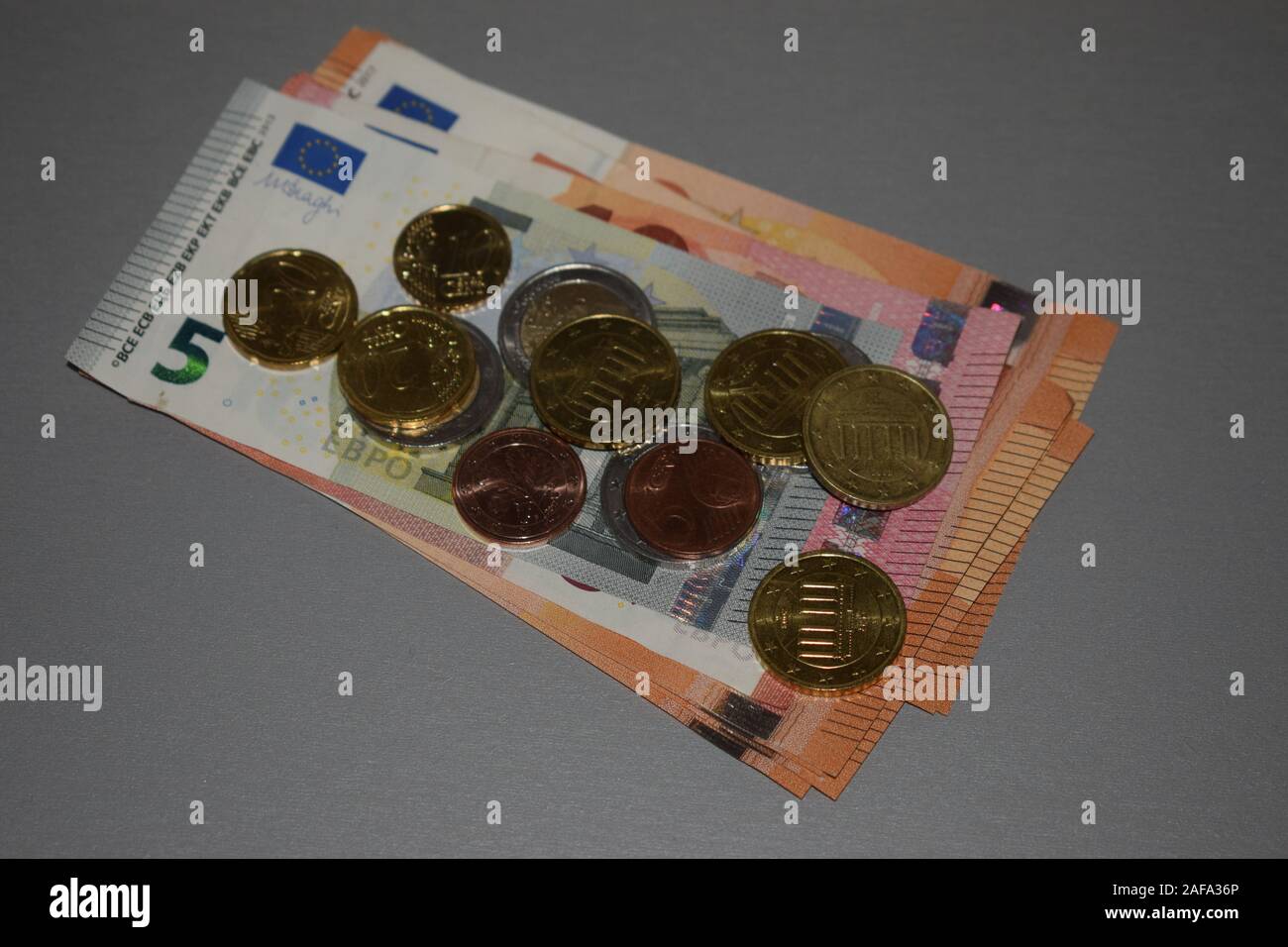 Euro Münzen Euro Scheine Stockfoto
