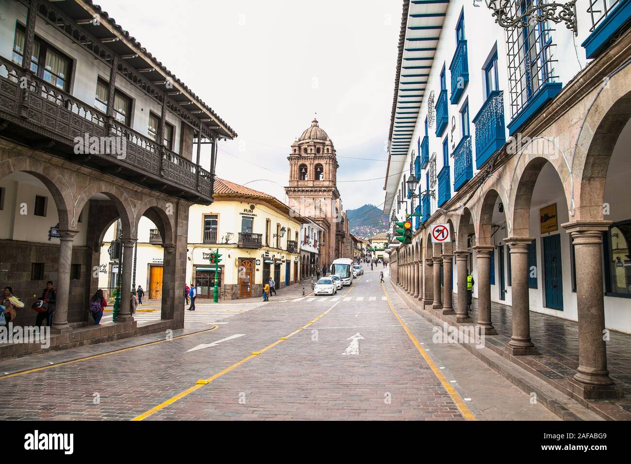 Cusco, Peru - Jan 7, 2019: historischen Gebäuden aus der Kolonialzeit in den alten Straßen von Cusco, Peru Stockfoto