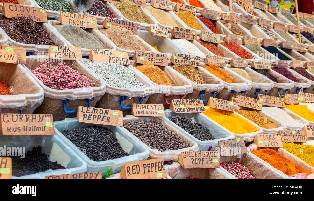 Gewürze für den Verkauf in den türkischen Markt Stockfoto