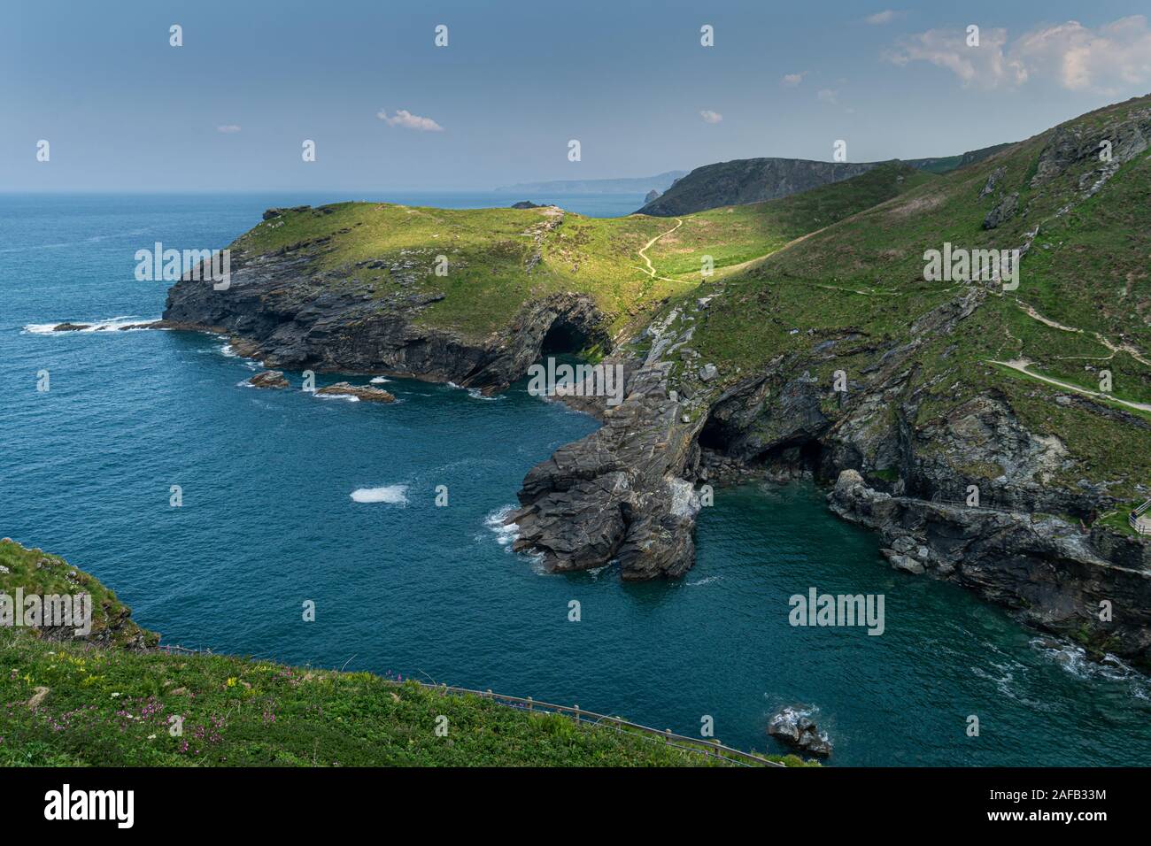 Tintagel Castle Ruine in South Cornwall verbunden mit der Legende von König Arthur, National Trust, England, Vereinigtes Königreich, Großbritannien Stockfoto