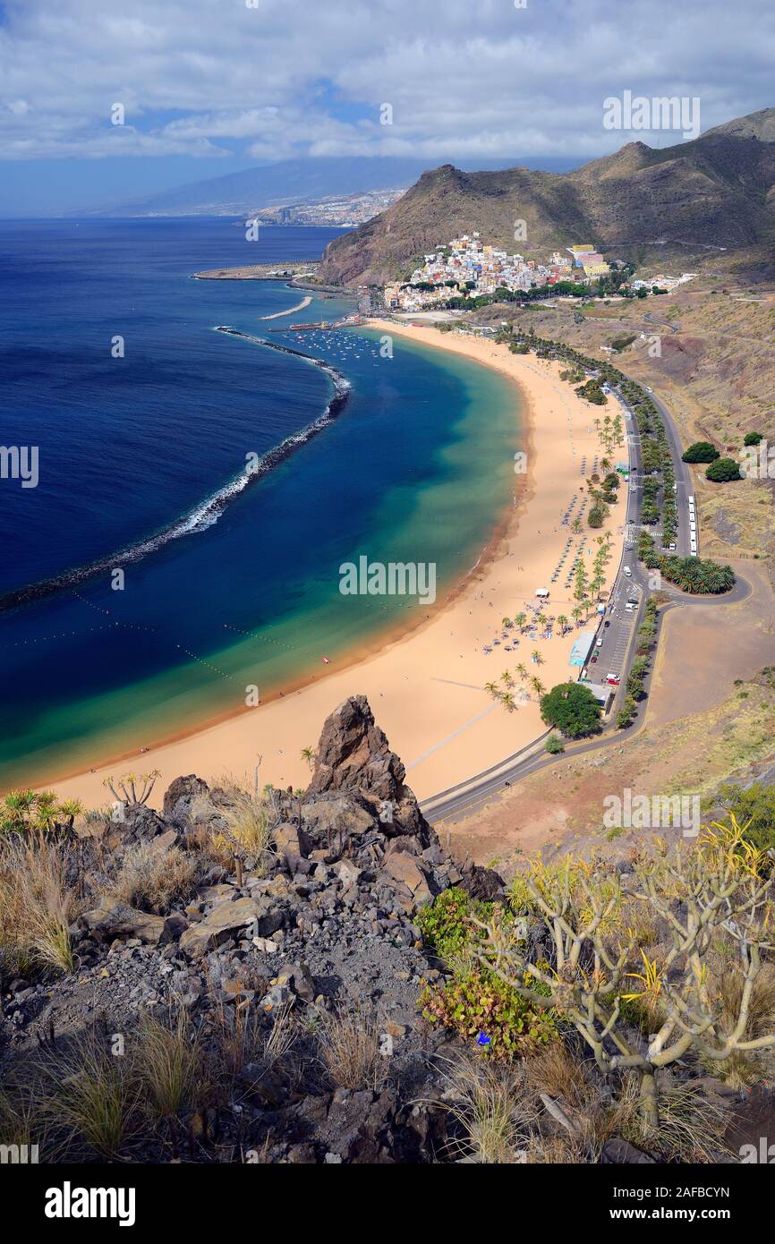 Strand Playa de Las Teresitas, San Andres, Hinten Santa Cruz, Teneriffa, Kanarische Inseln, Spanien Stockfoto