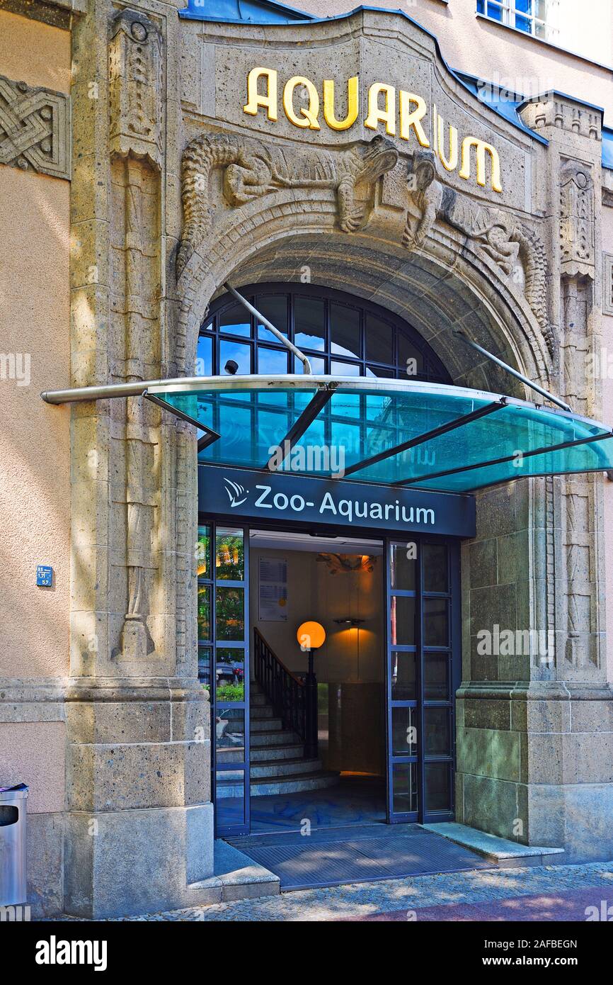 Zoo Aquarium bin Olof Palme Platz, Tiergarten, Berlin, Deutschland Stockfoto