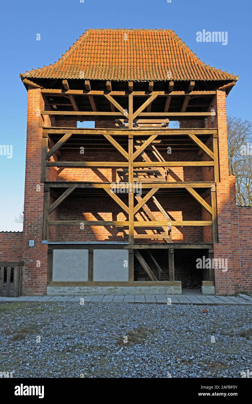 Wachturm an der Stadtmauer in der Altstadt Stralsund, Unesco Weltkulturerbe, Mecklenburg Vorpommern, Deutschland, Europa, oeffentlicher Grund Stockfoto