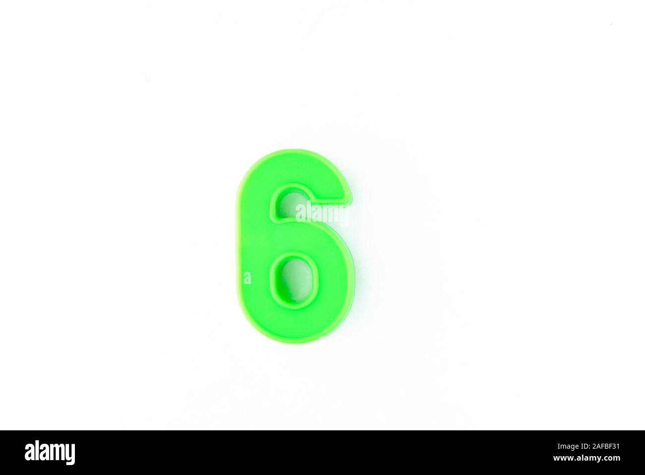 Isolierte bunte Buchstaben auf weißem Hintergrund Stockfoto