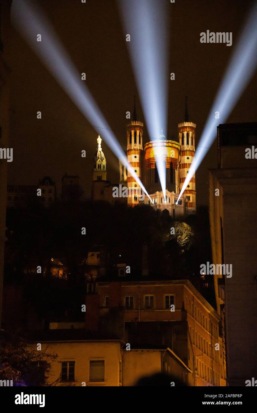 Fête des Lumières - Ville de Lyon - Jährliches Festival der Lichter in Lyon, Frankreich - Fete des Lumières - Dezember 2019 Stockfoto
