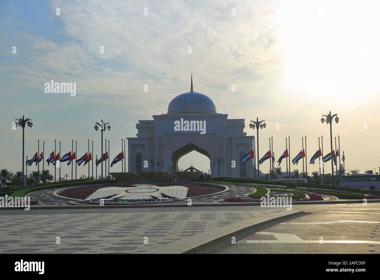 Abu Dhabi, VAE: Der Haupteingang der Präsidentenpalast, Qasr Al Watan, Abu Dhabi. Stockfoto