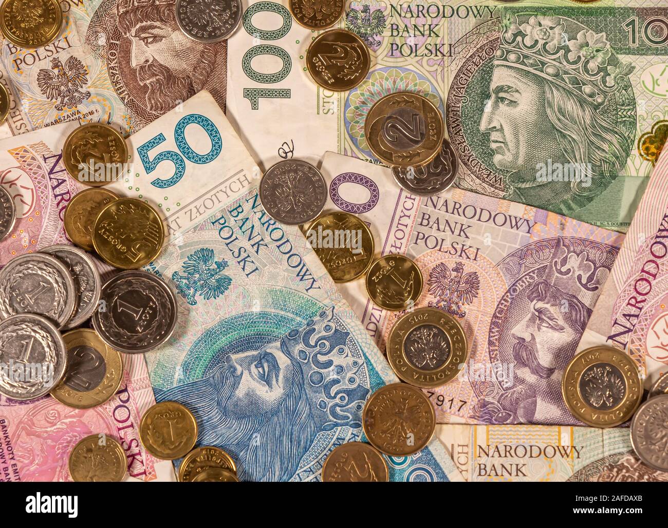 Polnischer Zloty. PLN Banknoten und Münzen bietet große Möglichkeiten für die Illustration von Themen wie Handel, Banken, Medien verwendet werden, Präsentationen etc. Stockfoto
